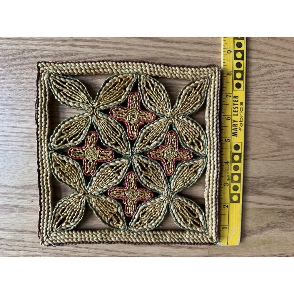 Vtg 70s Woven Straw Raffia Trivet Set 2‎ Boho Wall Art Floral Scroll Hot Pad